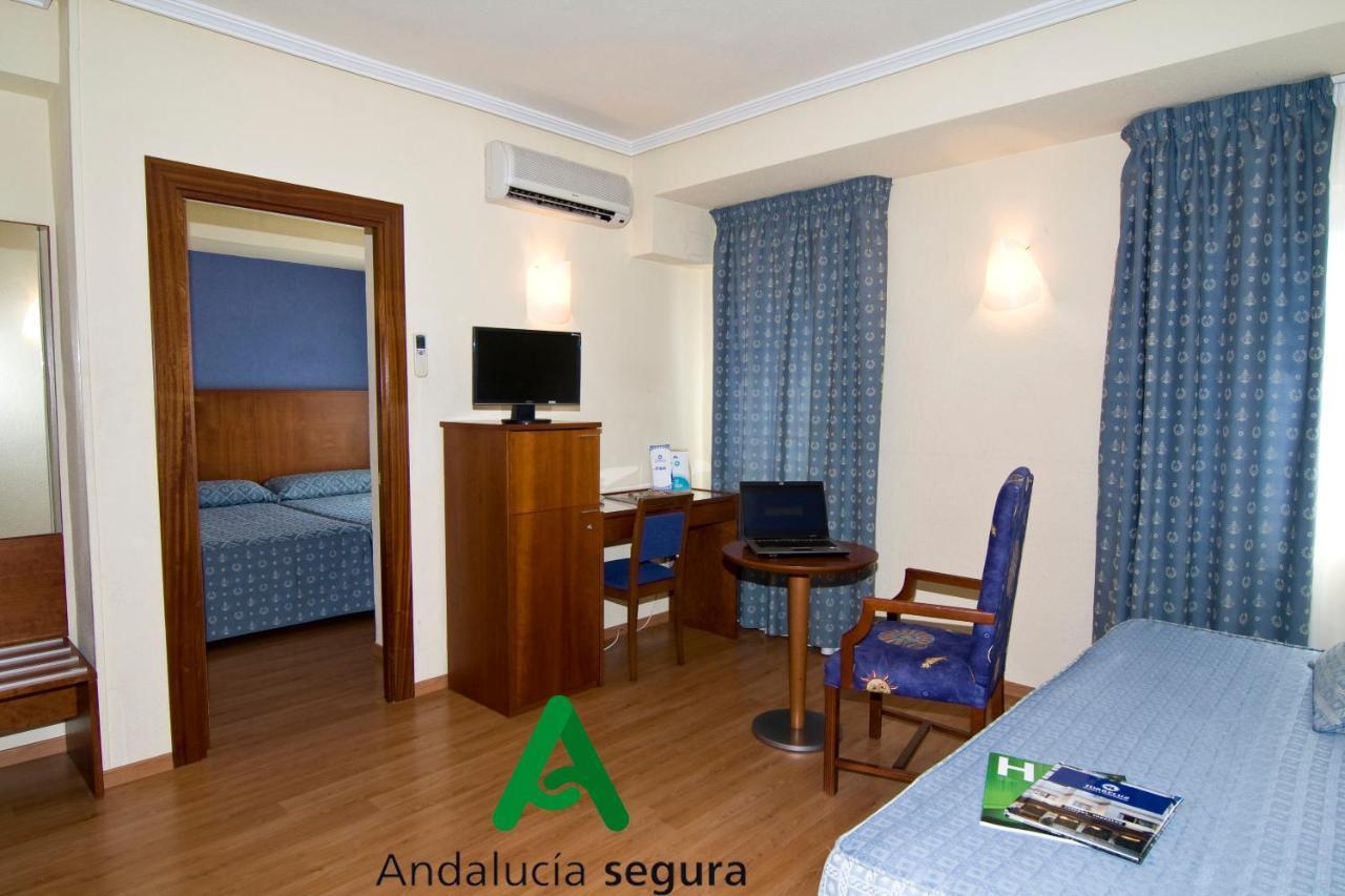Torreluz Apartamentos المرية المظهر الخارجي الصورة