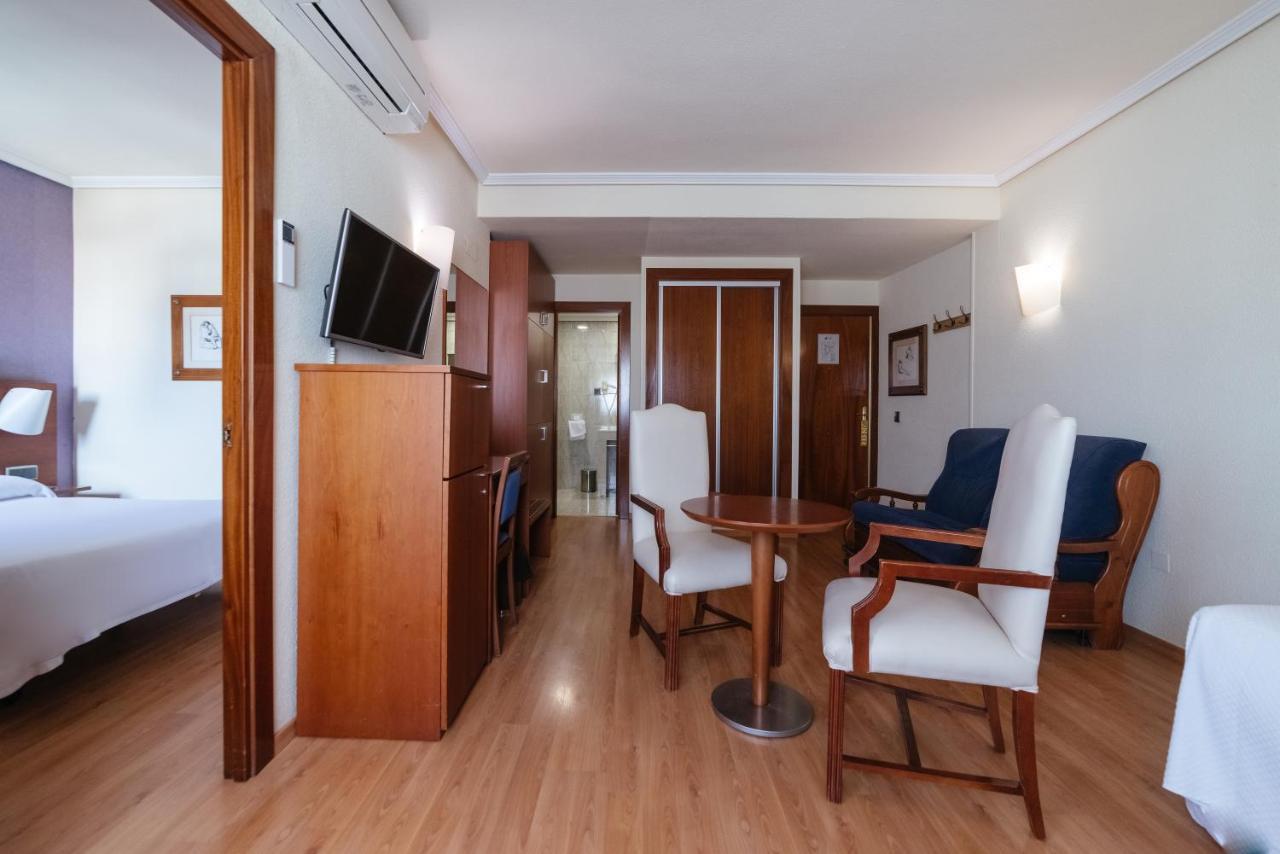 Torreluz Apartamentos المرية المظهر الخارجي الصورة