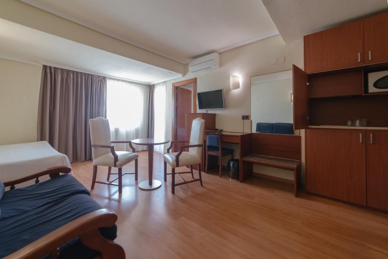 Torreluz Apartamentos المرية المظهر الخارجي الصورة