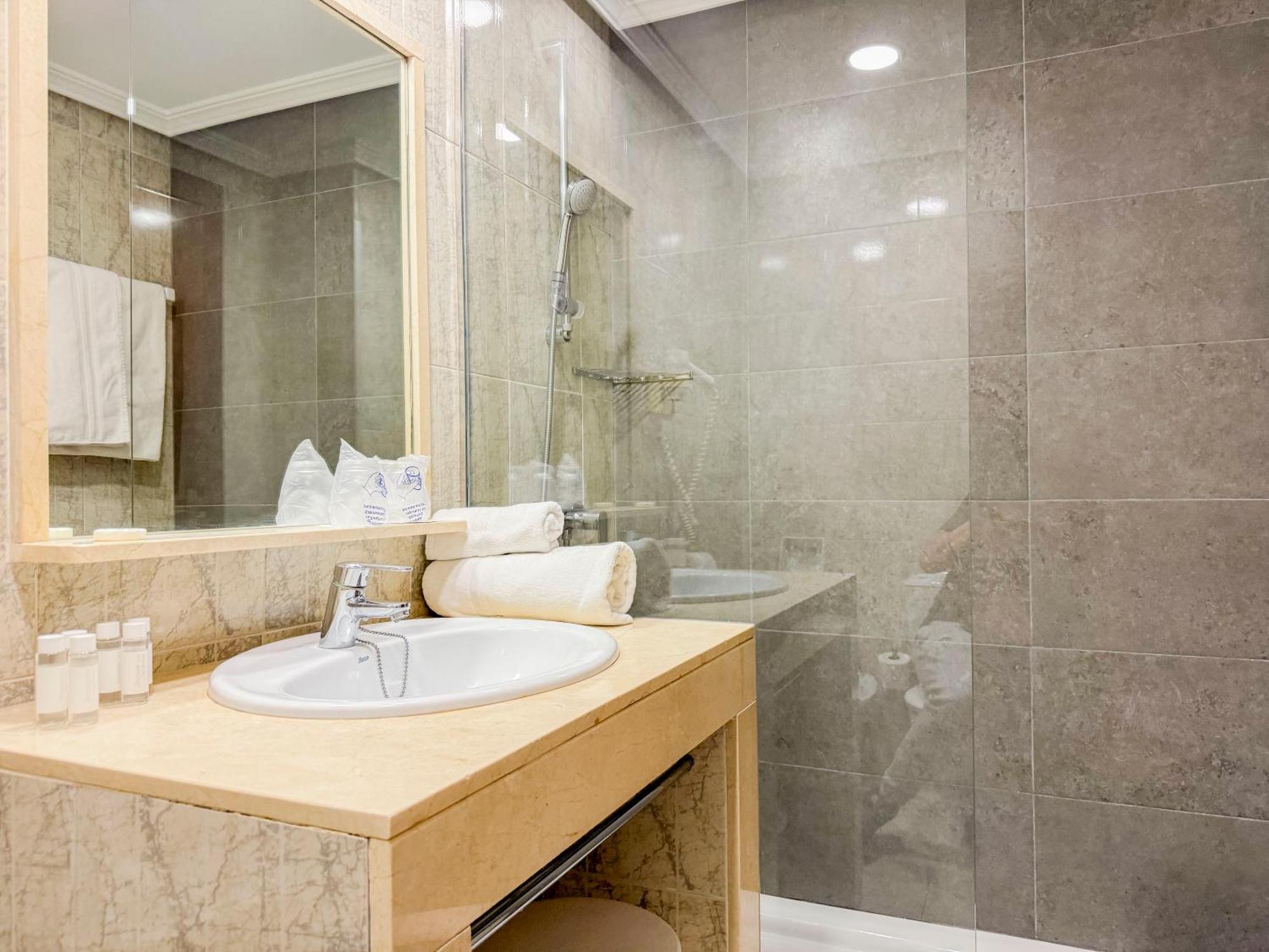 Torreluz Apartamentos المرية المظهر الخارجي الصورة